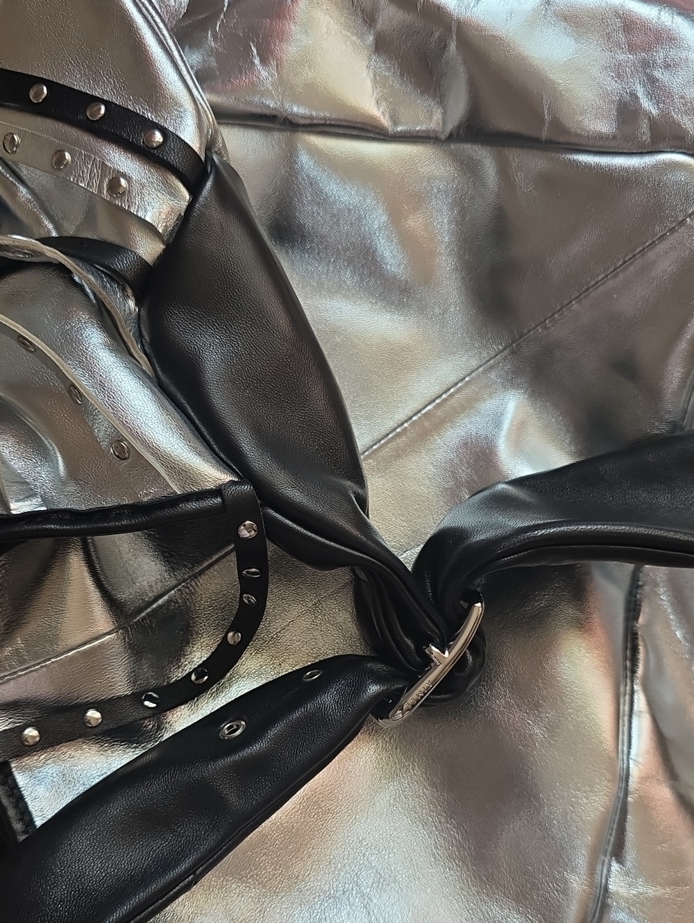 RARE HTF Aimee Kestenberg Silver and Black Fringe Shoulder Bag - Designer Style - Picture 14 of 15